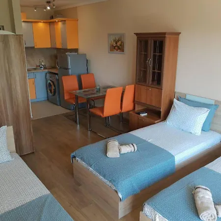 Sweet Studio Apartman Burgasz
